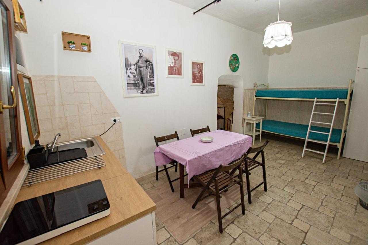 Vacanze Al San Domenico Mola di Bari Exterior foto