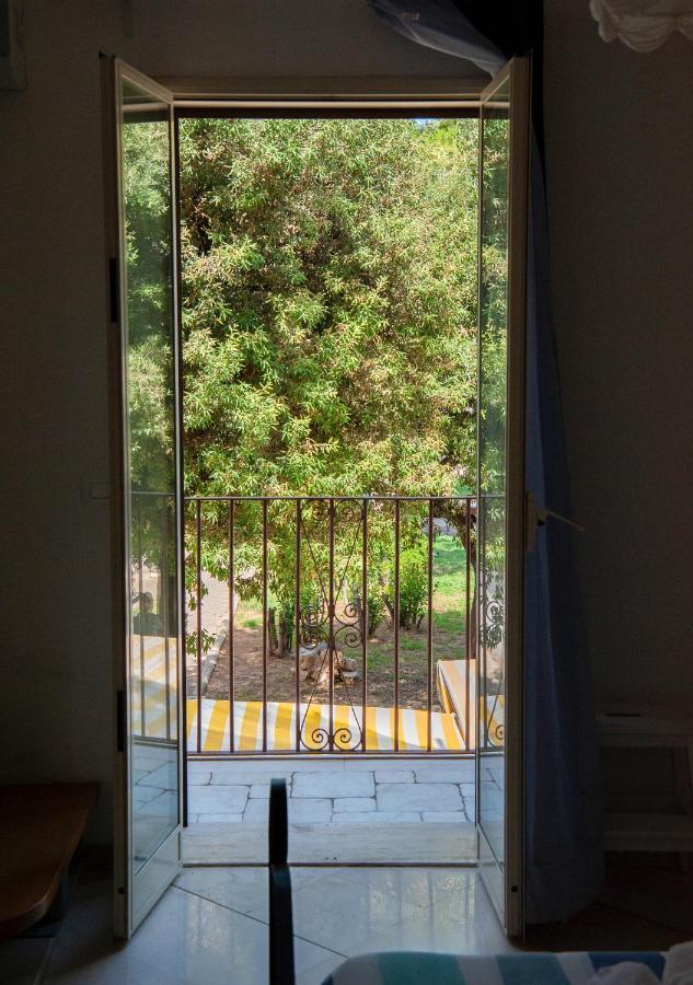Vacanze Al San Domenico Mola di Bari Exterior foto