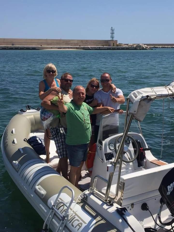 Vacanze Al San Domenico Mola di Bari Exterior foto